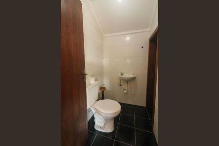 Casa à venda com 472m², 5 quartos e 4 vagasLavabo 1