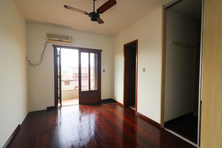 Casa à venda com 472m², 5 quartos e 4 vagasSuíte 2