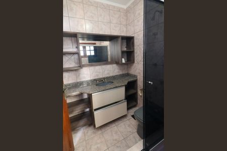 Casa à venda com 472m², 5 quartos e 4 vagasBanheiro da Suíte 3