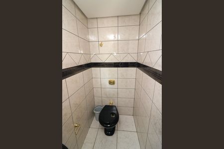 Casa à venda com 472m², 5 quartos e 4 vagasLavabo 2