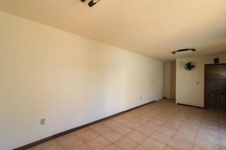 Casa à venda com 472m², 5 quartos e 4 vagasVaranda