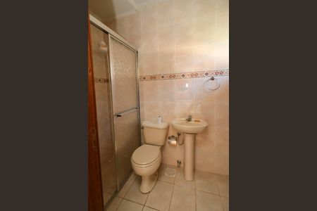 Casa à venda com 472m², 5 quartos e 4 vagasBanheiro Social