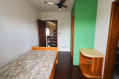 Casa à venda com 472m², 5 quartos e 4 vagasSuíte 3