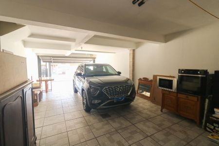 Garagem de casa à venda com 5 quartos, 472m² em Ipanema, Porto Alegre