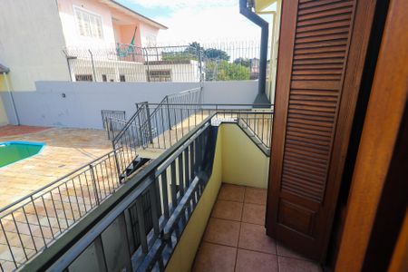 Casa à venda com 472m², 5 quartos e 4 vagasSacada da suíte 1