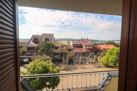 Casa à venda com 472m², 5 quartos e 4 vagasVista da Suíte 3