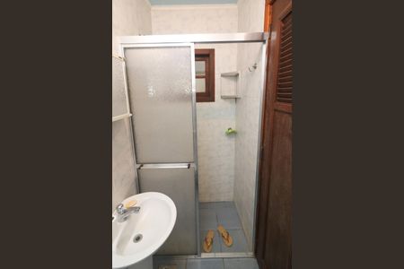 Casa à venda com 472m², 5 quartos e 4 vagasBanheiro de serviço