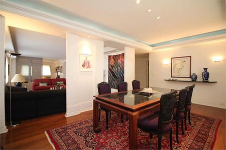Casa à venda com 435m², 6 quartos e 6 vagas