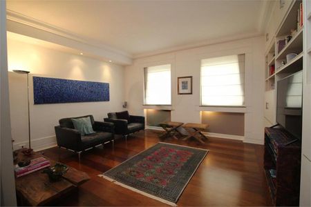 Casa à venda com 435m², 6 quartos e 6 vagas