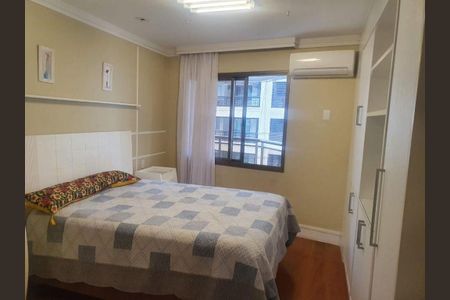 Apartamento à venda com 4 quartos, 180m² em Icaraí, Niterói