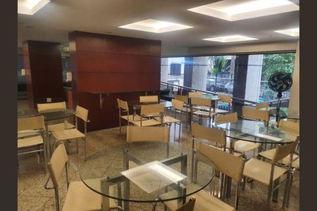Apartamento à venda com 4 quartos, 180m² em Icaraí, Niterói