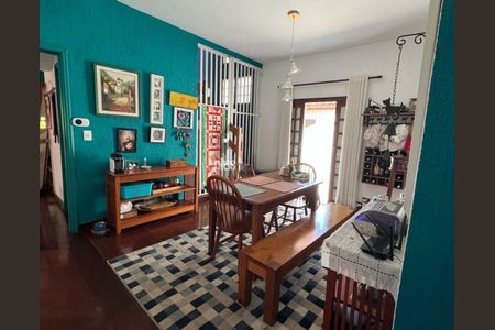 Casa à venda com 4 quartos, 271m² em Jardim Petropolis, São Paulo