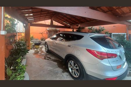 Casa à venda com 271m², 4 quartos e 4 vagas