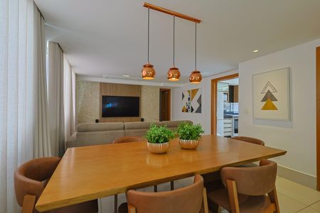 Apartamento à venda com 4 quartos, 243m² em Cruzeiro, Belo Horizonte