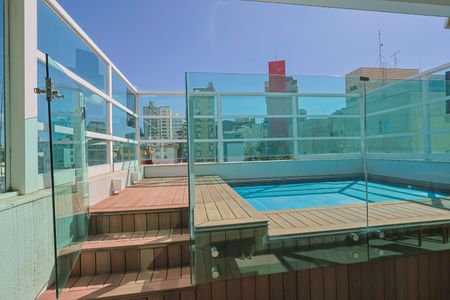 Apartamento à venda com 243m², 4 quartos e 5 vagas