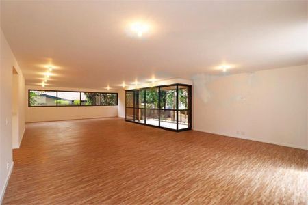 Apartamento à venda com 258m², 3 quartos e 3 vagas