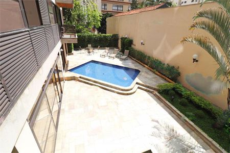 Apartamento à venda com 258m², 3 quartos e 3 vagas