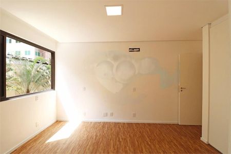 Apartamento à venda com 258m², 3 quartos e 3 vagas