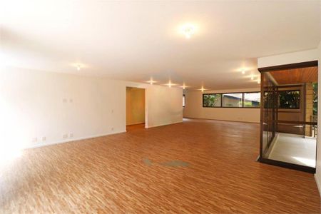 Apartamento à venda com 258m², 3 quartos e 3 vagas