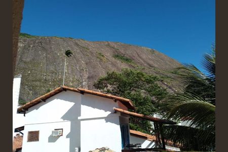 Casa à venda com 206m², 3 quartos e 3 vagas