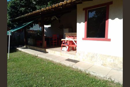 Casa à venda com 206m², 3 quartos e 3 vagas