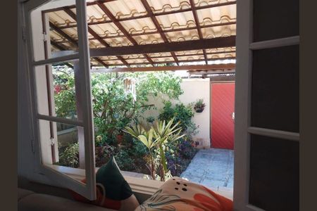 Casa à venda com 206m², 3 quartos e 3 vagas