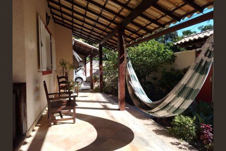 Casa à venda com 206m², 3 quartos e 3 vagas