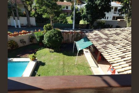 Casa à venda com 206m², 3 quartos e 3 vagas