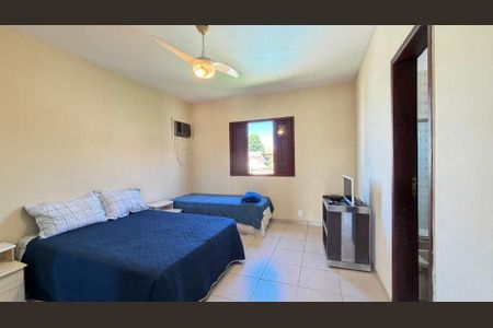 Casa à venda com 3 quartos, 240m² em Camboinhas, Niterói