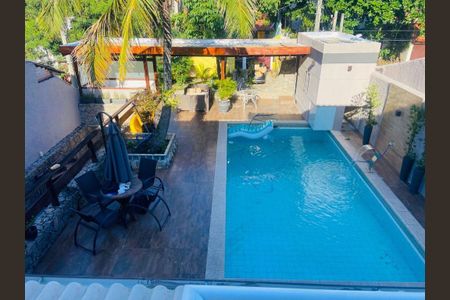 Casa à venda com 190m², 3 quartos e 1 vaga