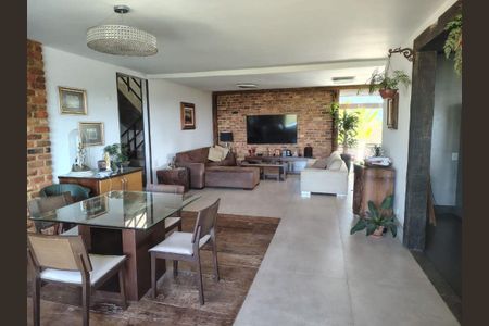Casa à venda com 4 quartos, 418m² em Vila Progresso, Niterói