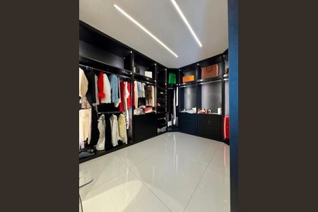Casa à venda com 450m², 4 quartos e 2 vagas