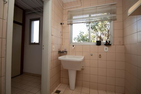 Apartamento para alugar com 100m², 3 quartos e 1 vagaCozinha e Área de Serviço