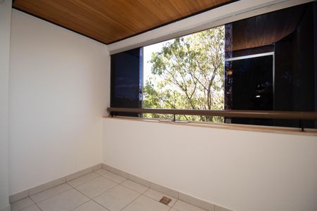 Apartamento para alugar com 100m², 3 quartos e 1 vagaSacada