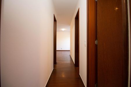Apartamento para alugar com 100m², 3 quartos e 1 vagaCorredor