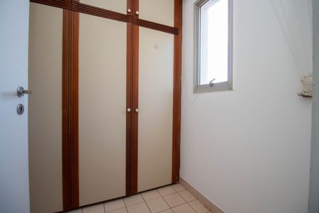 Apartamento para alugar com 100m², 3 quartos e 1 vagaQuarto de Serviço