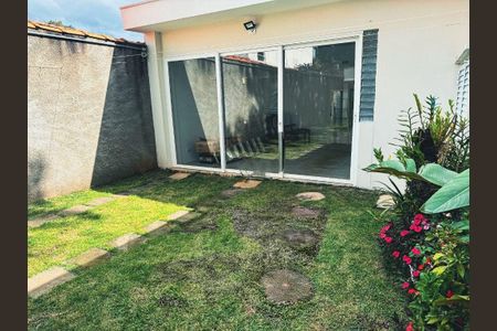 Casa à venda com 329m², 3 quartos e 5 vagas