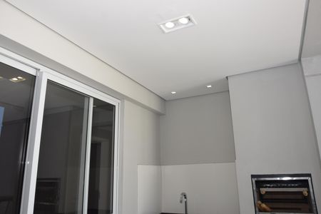 Apartamento para alugar com 82m², 2 quartos e 2 vagasVaranda