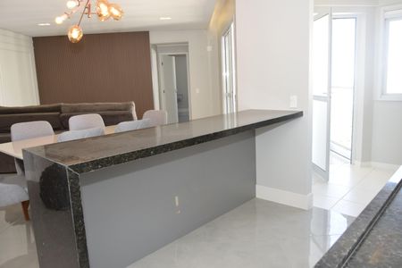 Apartamento para alugar com 82m², 2 quartos e 2 vagasCozinha
