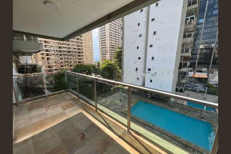 Apartamento à venda com 65m², 1 quarto e 1 vaga