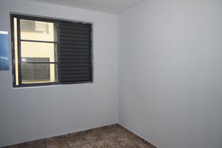 Quarto 1 de apartamento para alugar com 2 quartos, 47m² em Parque Jane, Embu das Artes