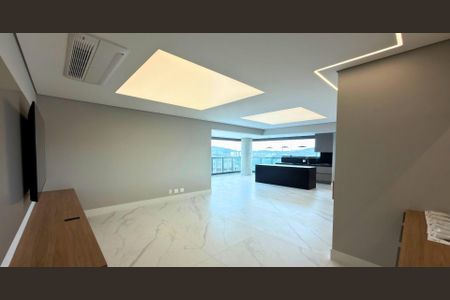 Apartamento à venda com 4 quartos, 244m² em Alphaville Empresarial, Barueri