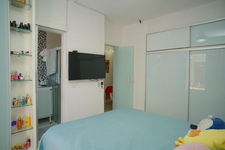 Casa para alugar com 330m², 3 quartos e 3 vagas Casa para alugar com 330m², 3 quartos e 3 vagasQuarto 2