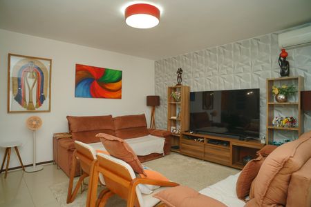 Sala de casa para alugar com 3 quartos, 330m² em Santo Antônio, Niterói