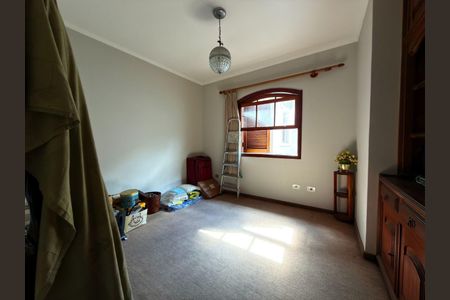 Casa à venda com 5 quartos, 207m² em Jardim Pinheiros, São Paulo