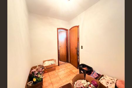 Casa à venda com 5 quartos, 207m² em Jardim Pinheiros, São Paulo