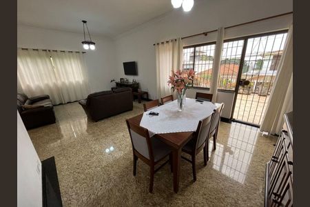 Casa à venda com 3 quartos, 215m² em Lapa, São Paulo