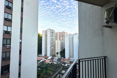 Apartamento à venda com 55m², 1 quarto e 1 vaga