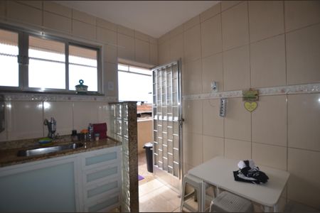 Apartamento para alugar com 65m², 2 quartos e 1 vagaCozinha