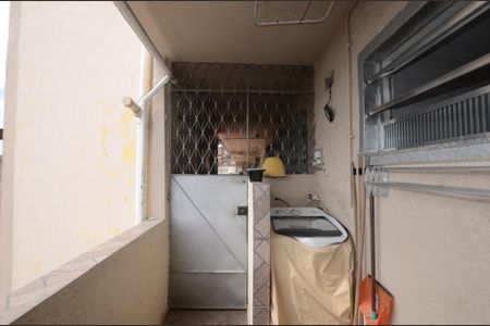 Apartamento para alugar com 65m², 2 quartos e 1 vagaÁrea de Serviço